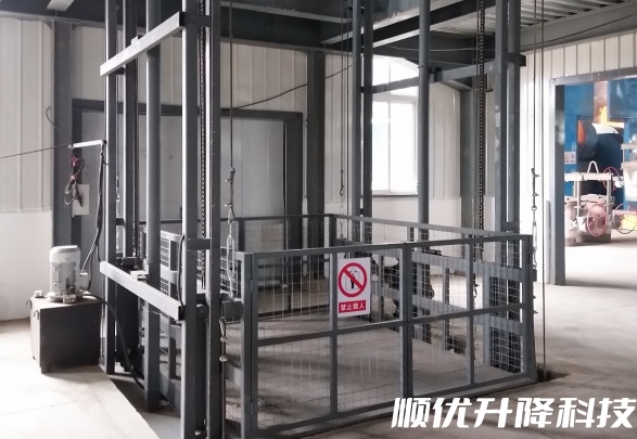 月湖仓库货梯定制有保障